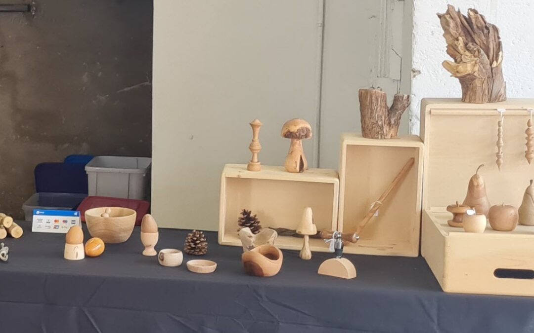 découvrez l'exposition de ferronnerie à dijon réunissant 15 créateurs talentueux. un rendez-vous unique pour admirer des œuvres originales et le savoir-faire artisanal d'artisans passionnés. à ne pas manquer !